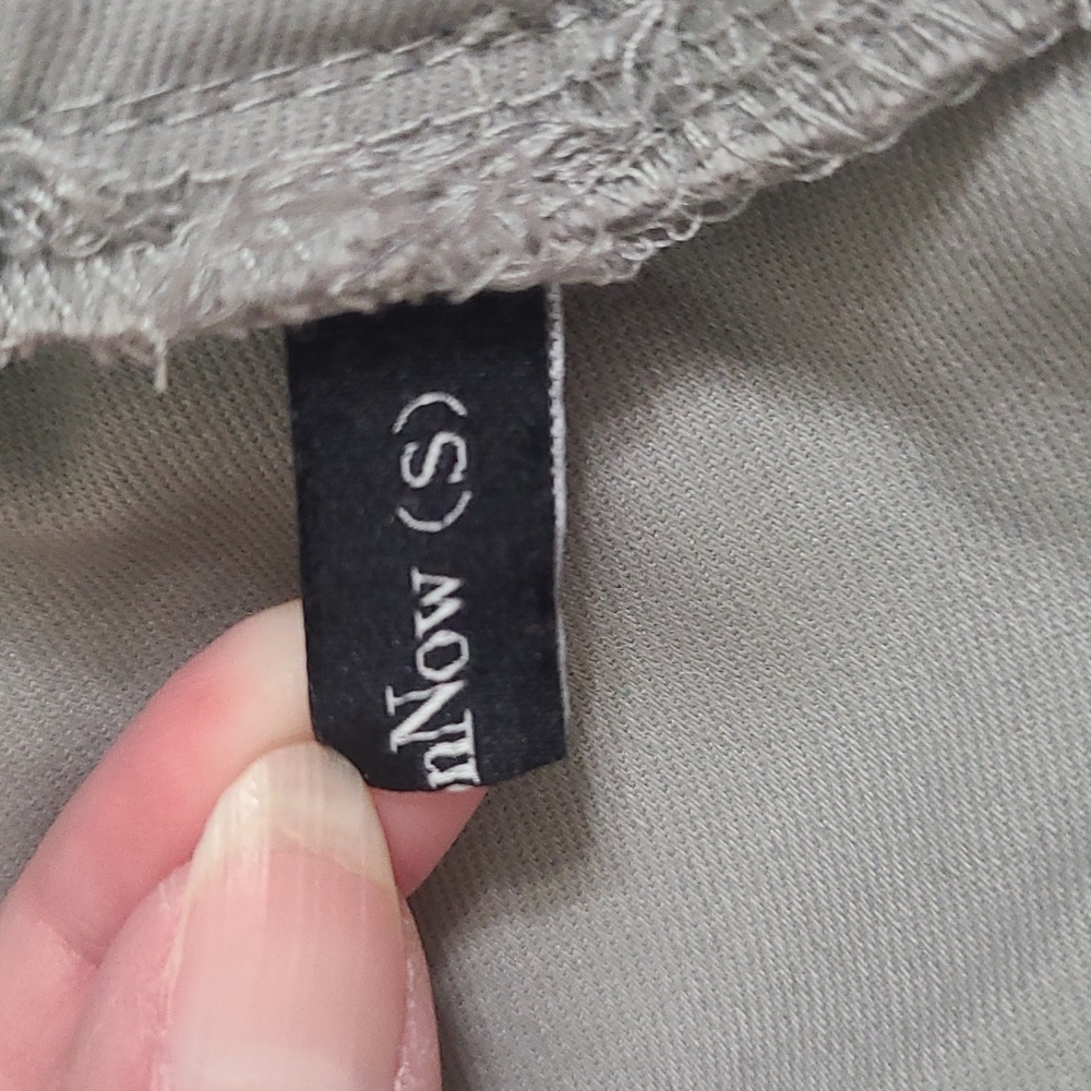 Shorts - Picture 4 of 4